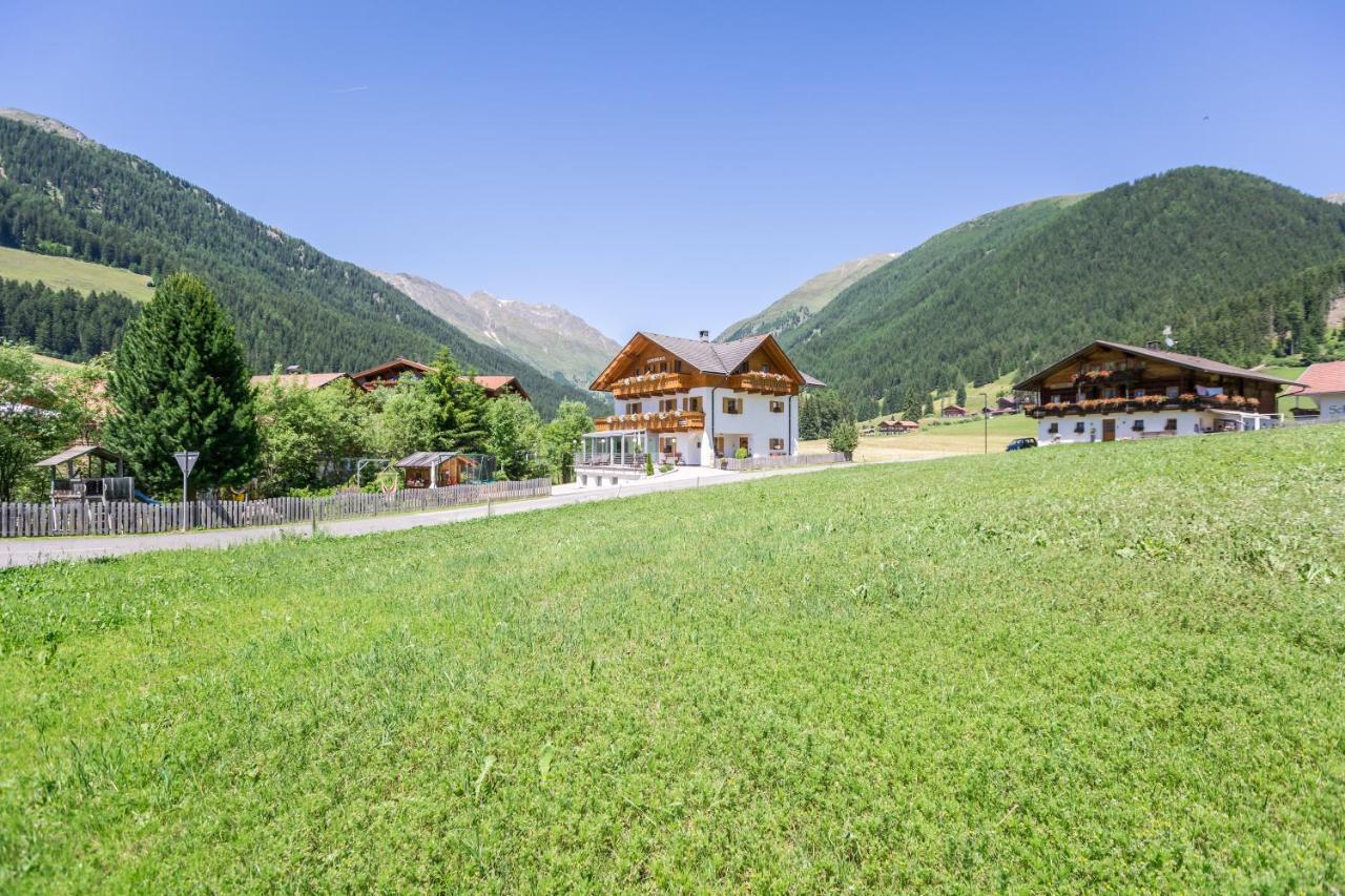 Alpenblick Apartment Santa Maddalena in Casies Exterior photo